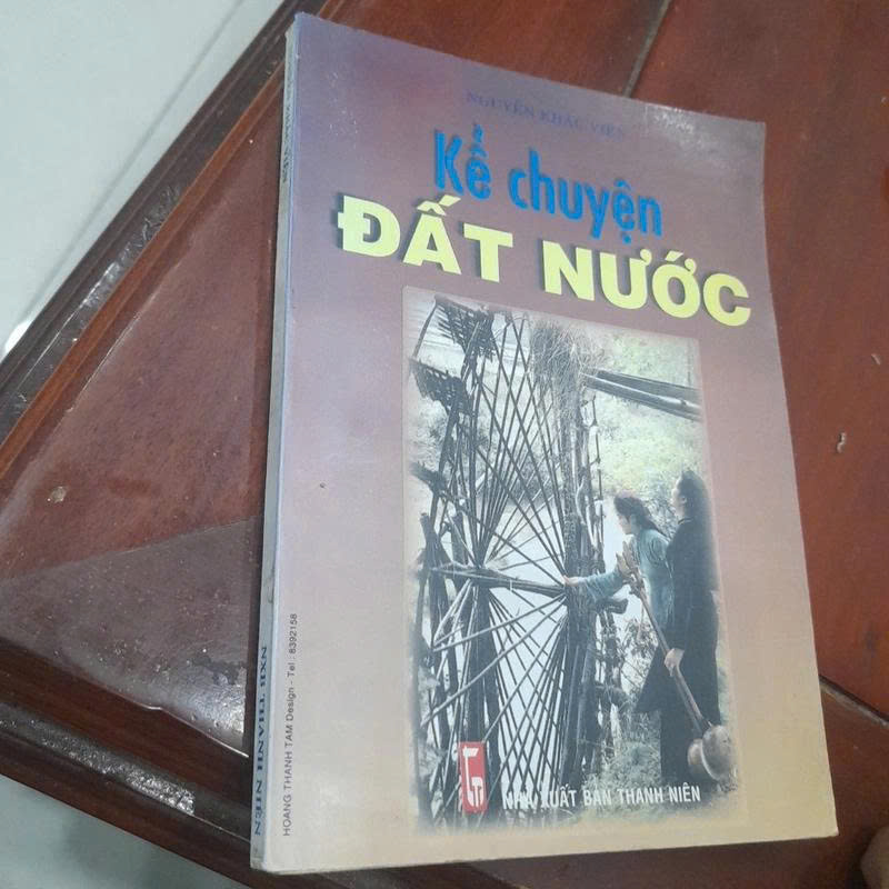 Nguyễn Khắc Viện Tác phẩm - Tập 1: Kể chuyện đất nước văn hóa Việt Nam