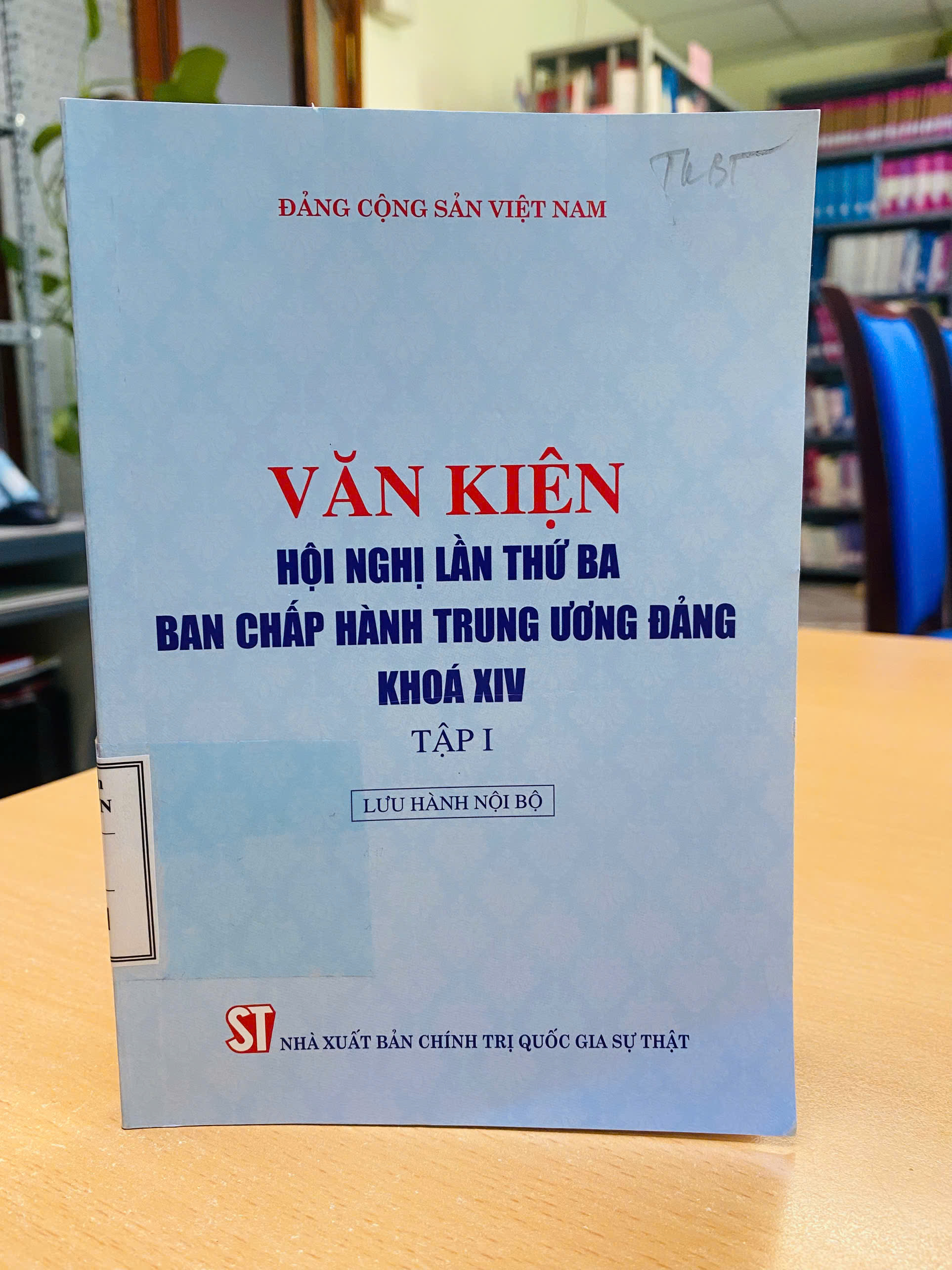 Văn kiện Hội nghị lần thứ Ba Ban chấp hành TW Đảng khóa XIV