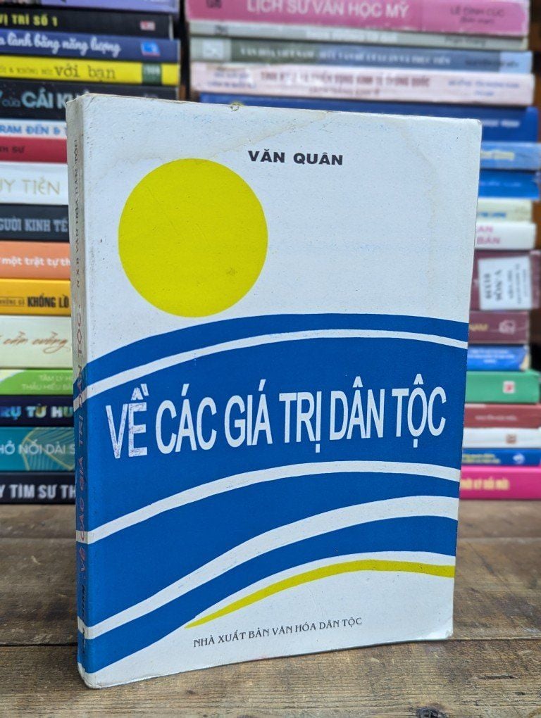 Về các giá trị dân tộc