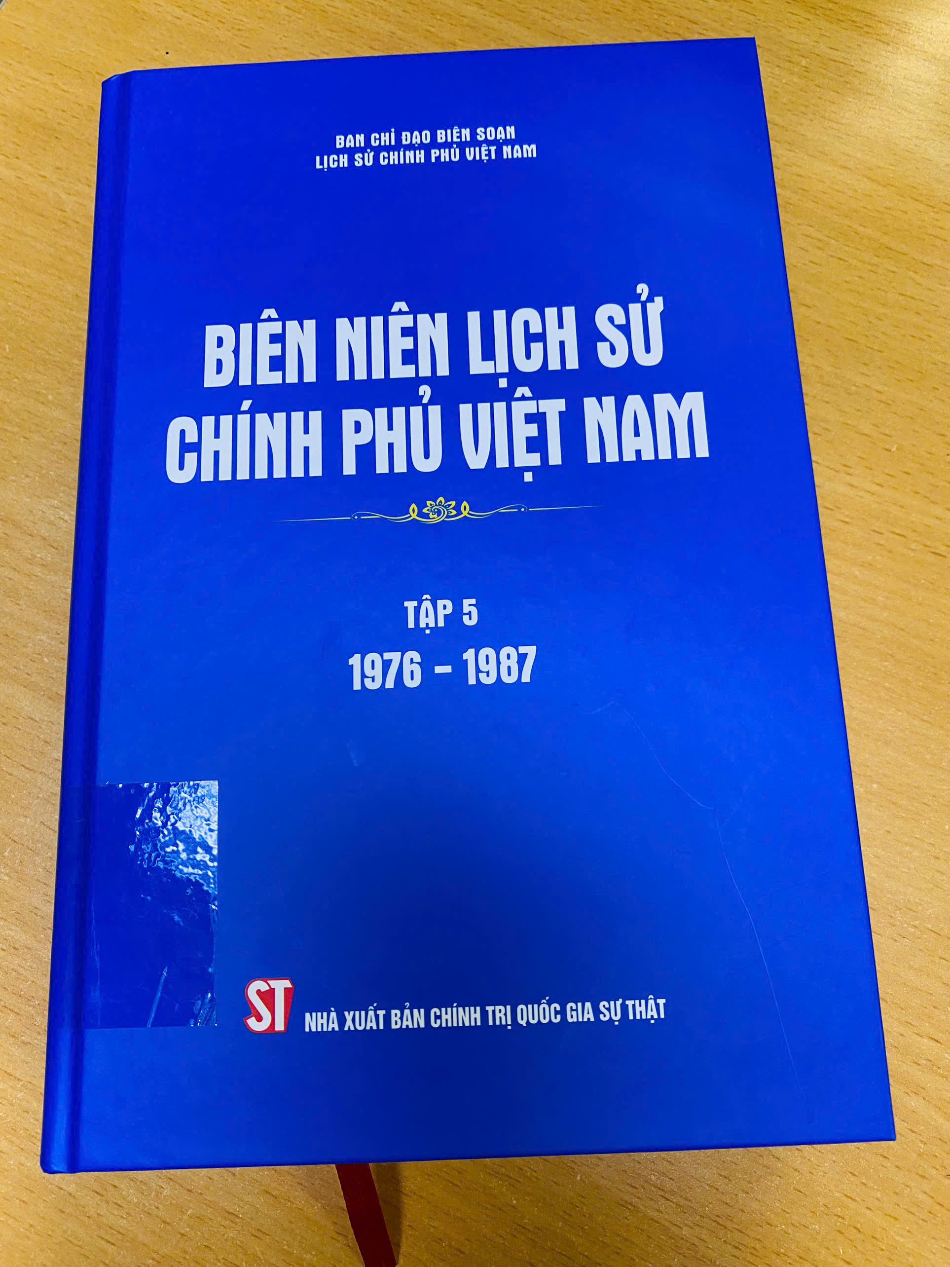 Biên niên lịch sử Chính phủ Việt Nam (tập 5 : 1976 - 1987)