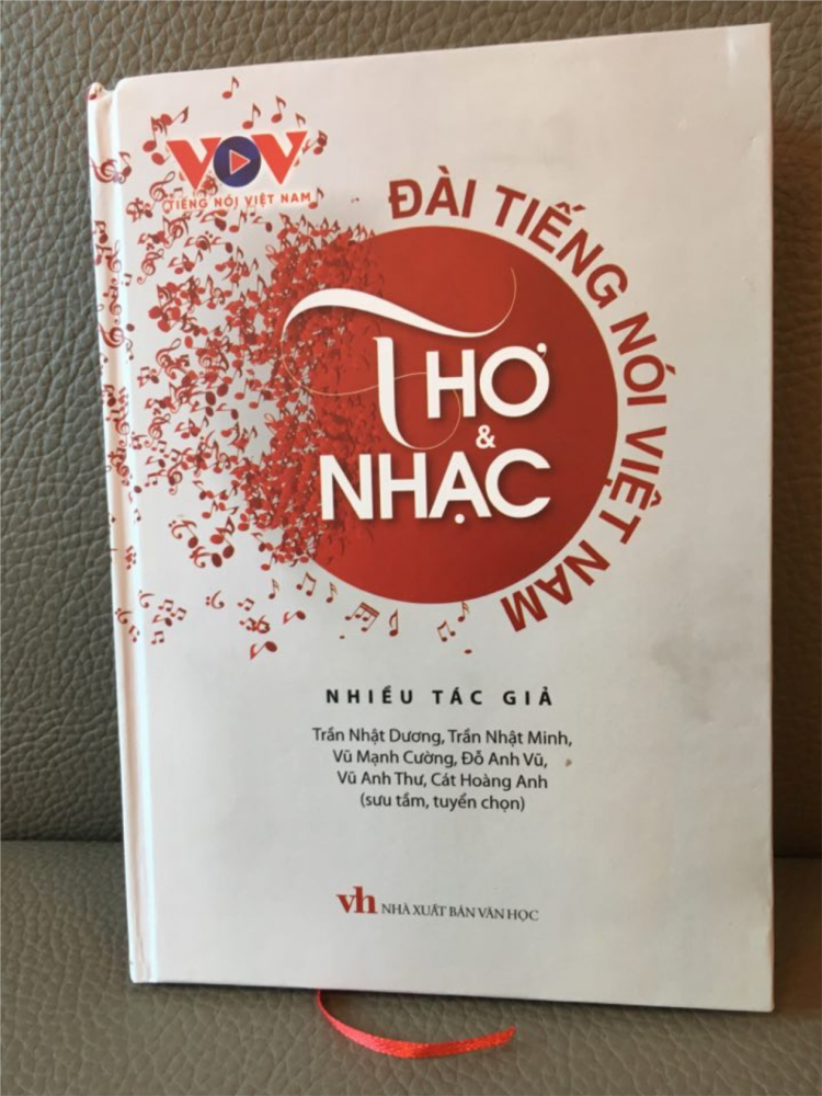 Đài Tiếng nói Việt Nam - Thơ và nhạc