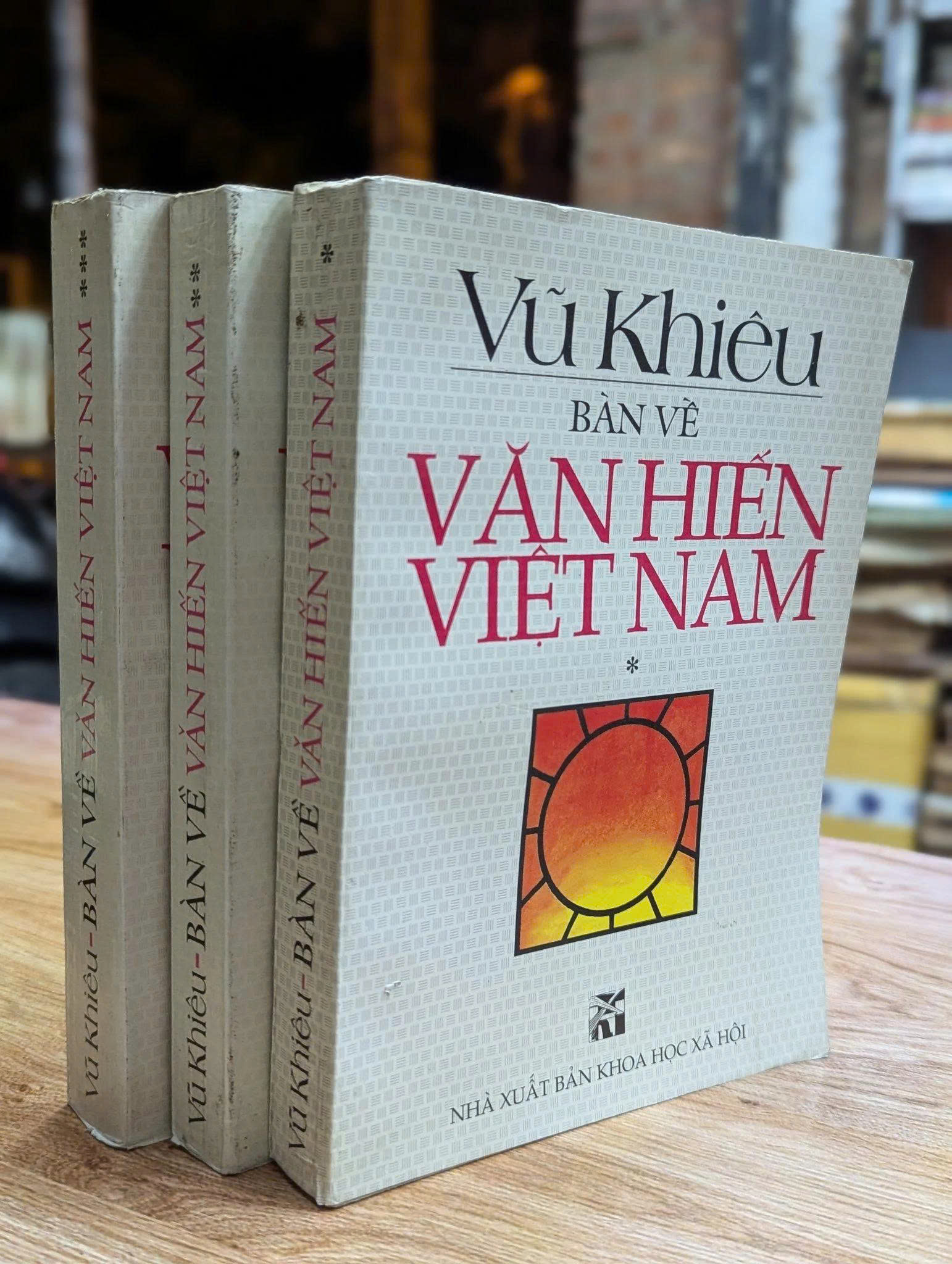 Bàn về văn hiến Việt Nam - Phần 1