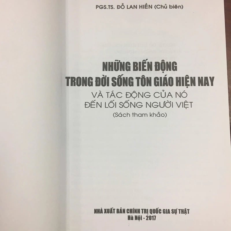 Những biến động trong đời sống tôn giáo hiện nay và tác động của nó đến lối sống người Việt